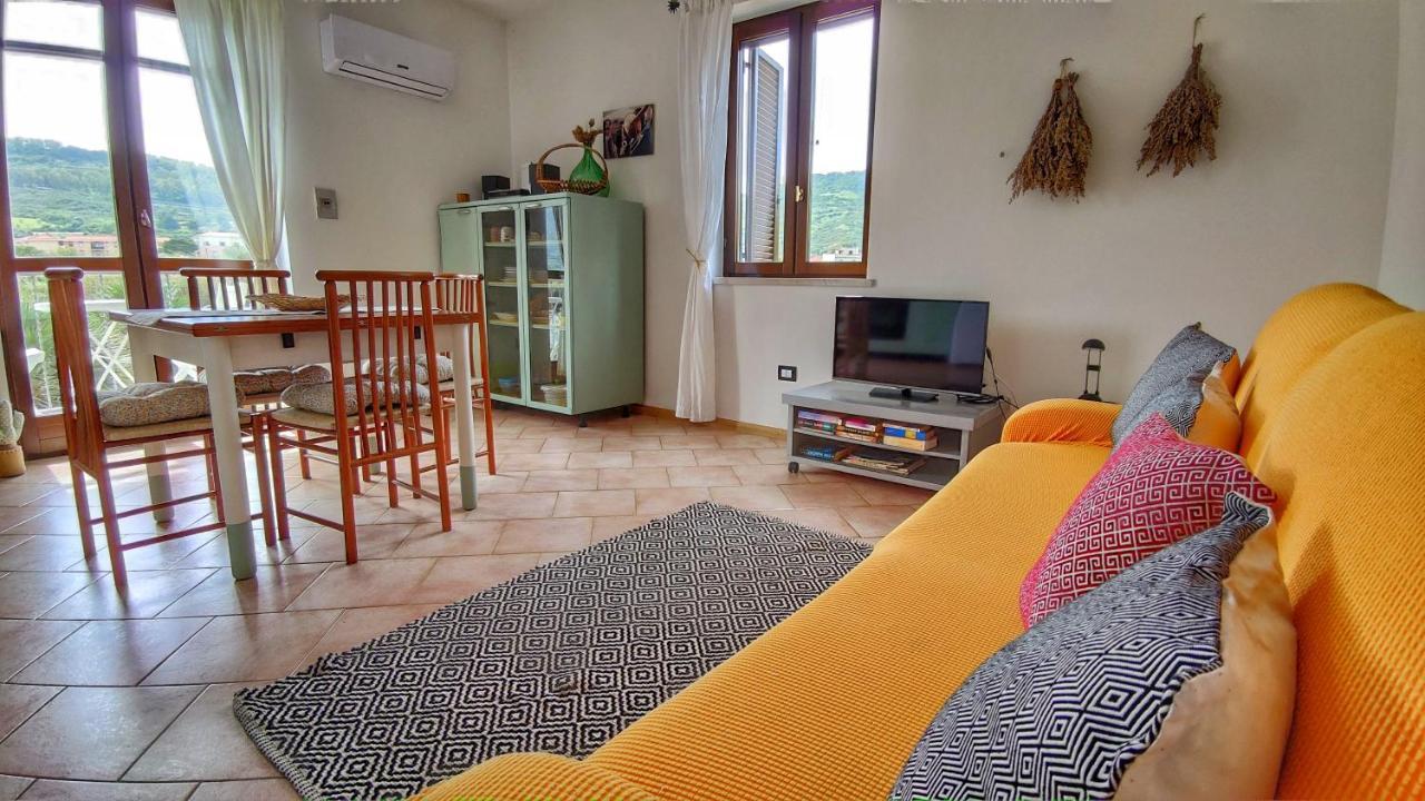 Temo River House Romantic Balcony And Peaceful Retreat In The Heart Of Bosa Exterior foto